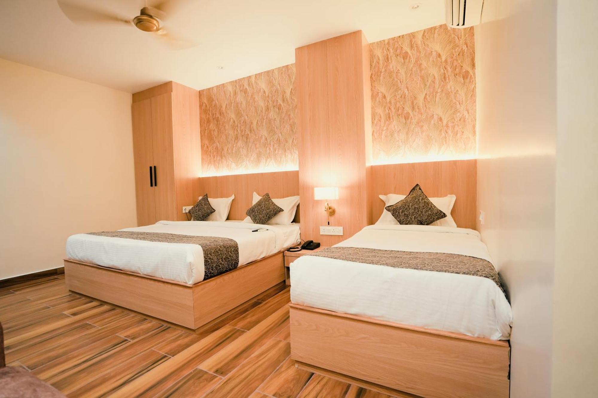 Hotel Jk Palace Prayagraj Luaran gambar