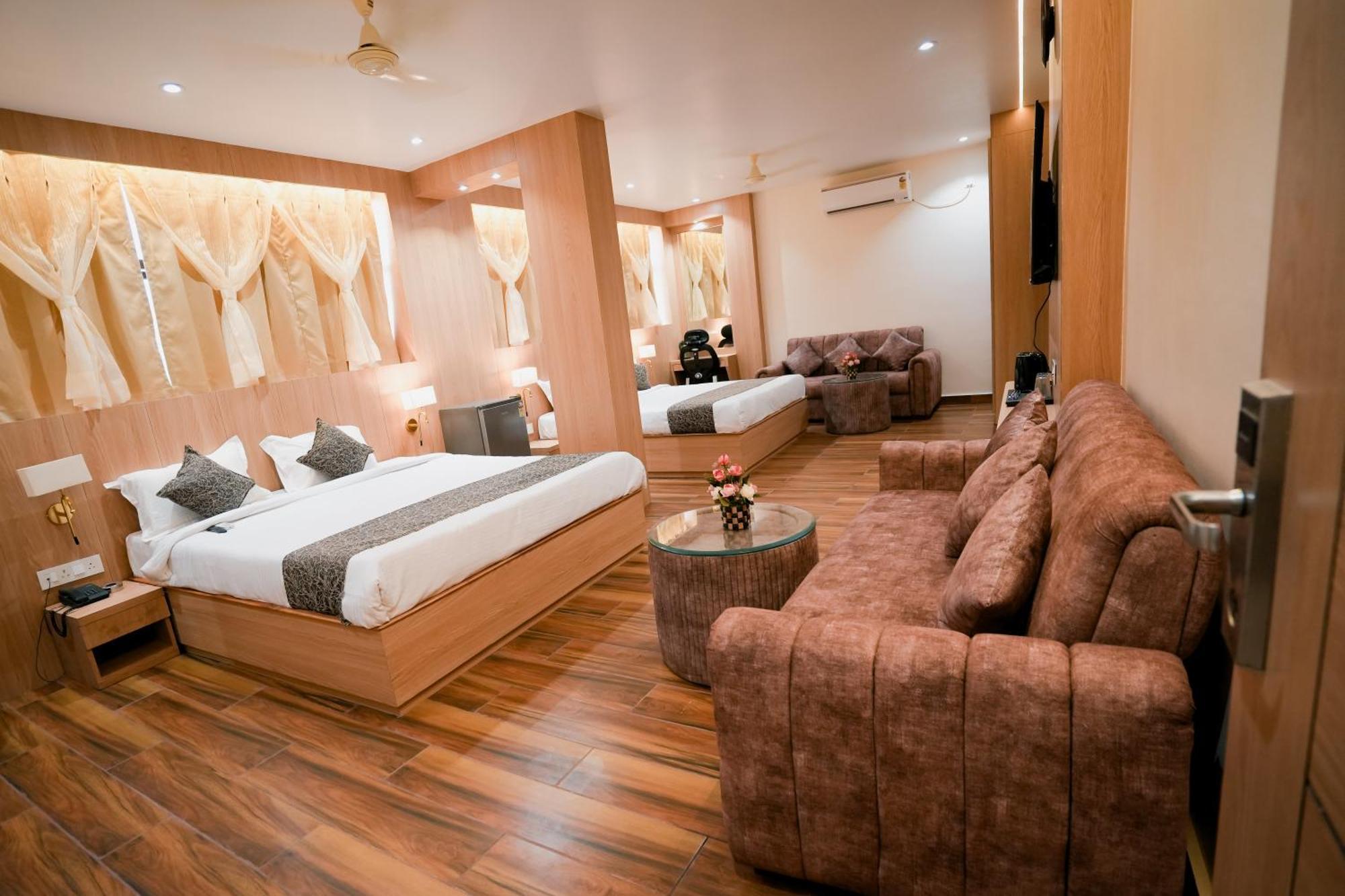 Hotel Jk Palace Prayagraj Luaran gambar