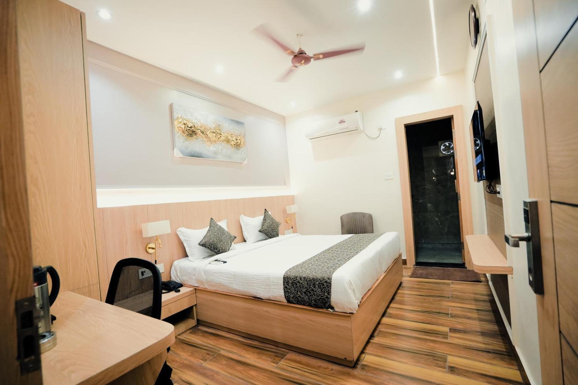 Hotel Jk Palace Prayagraj Luaran gambar