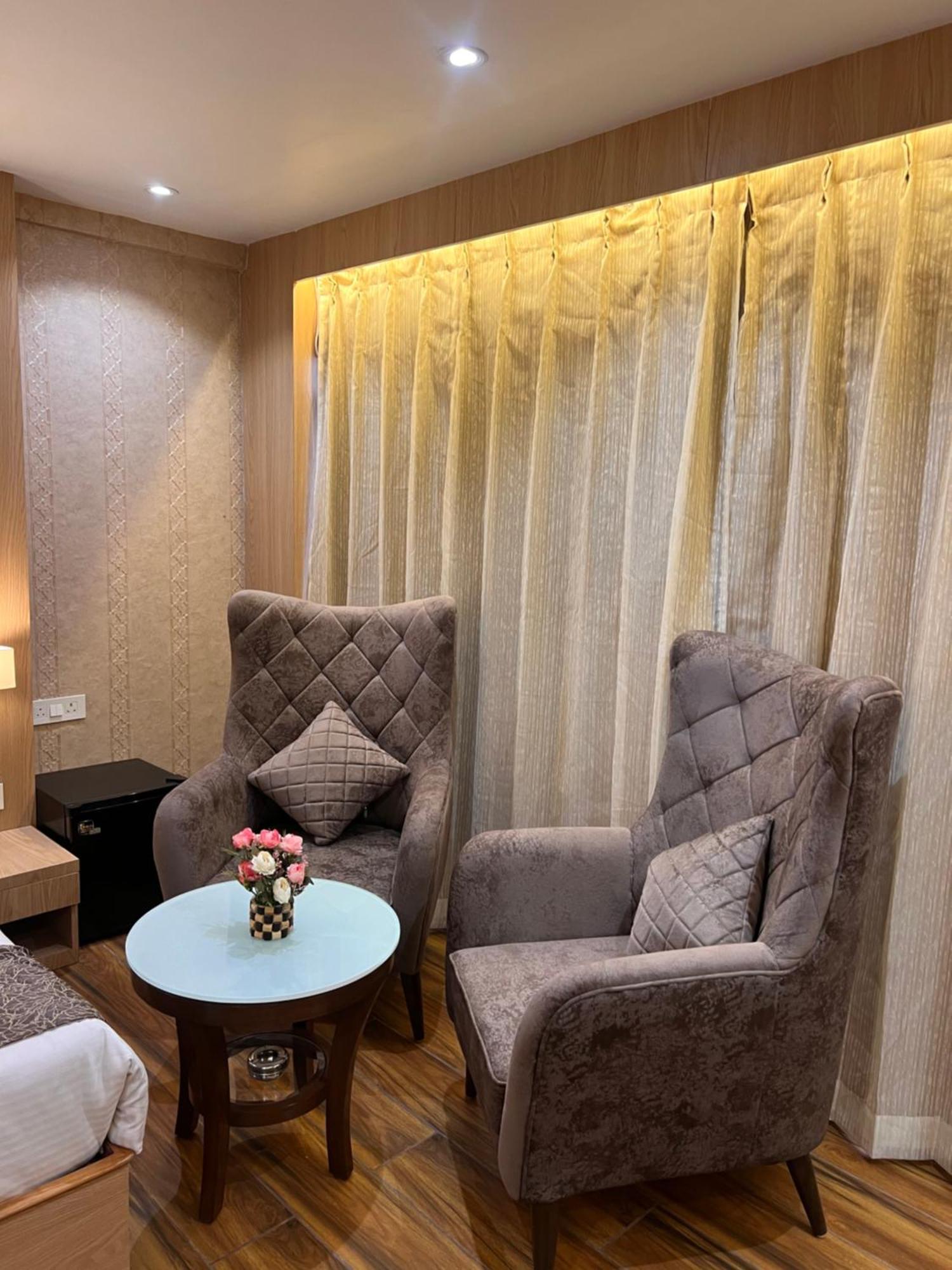 Hotel Jk Palace Prayagraj Luaran gambar