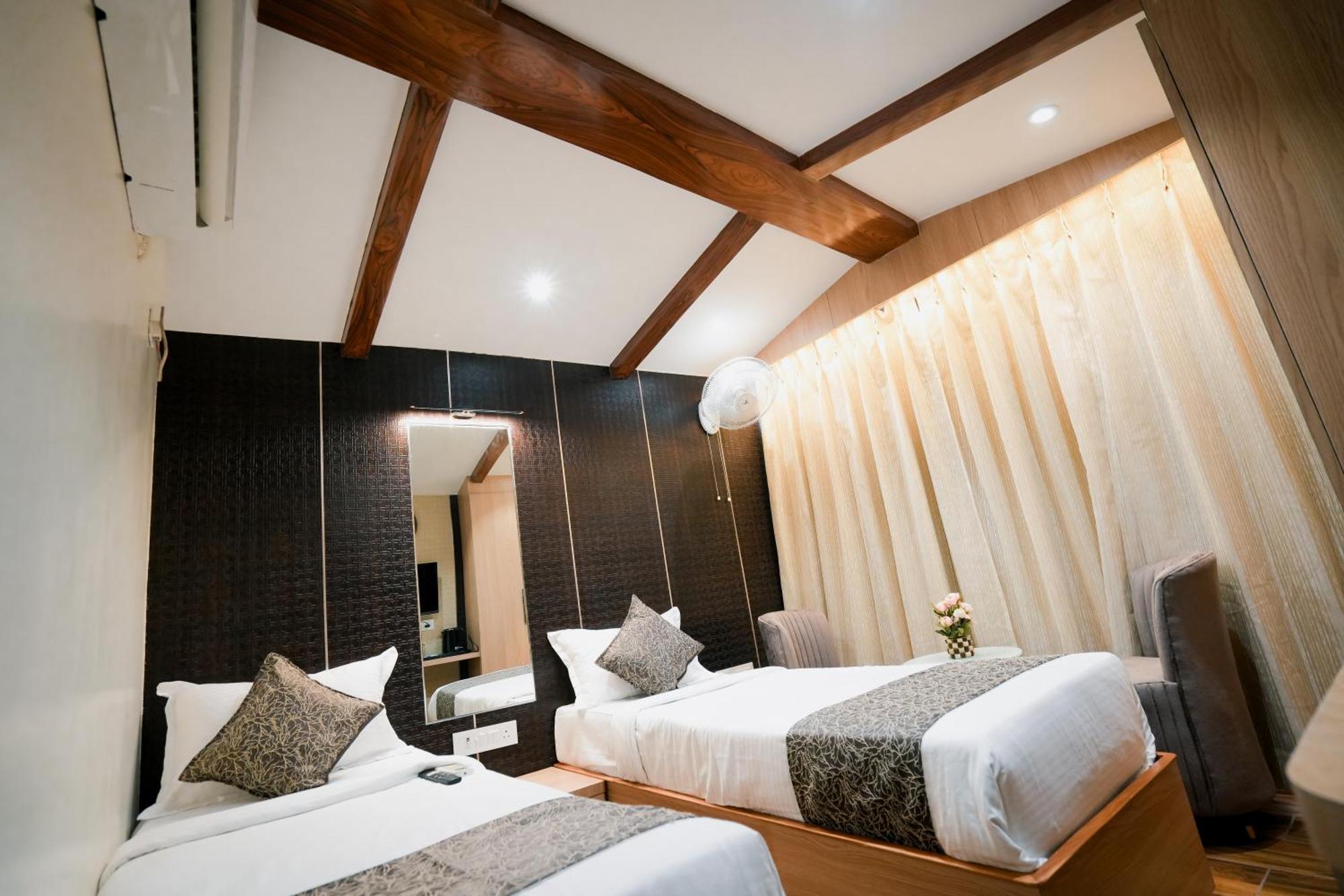 Hotel Jk Palace Prayagraj Luaran gambar