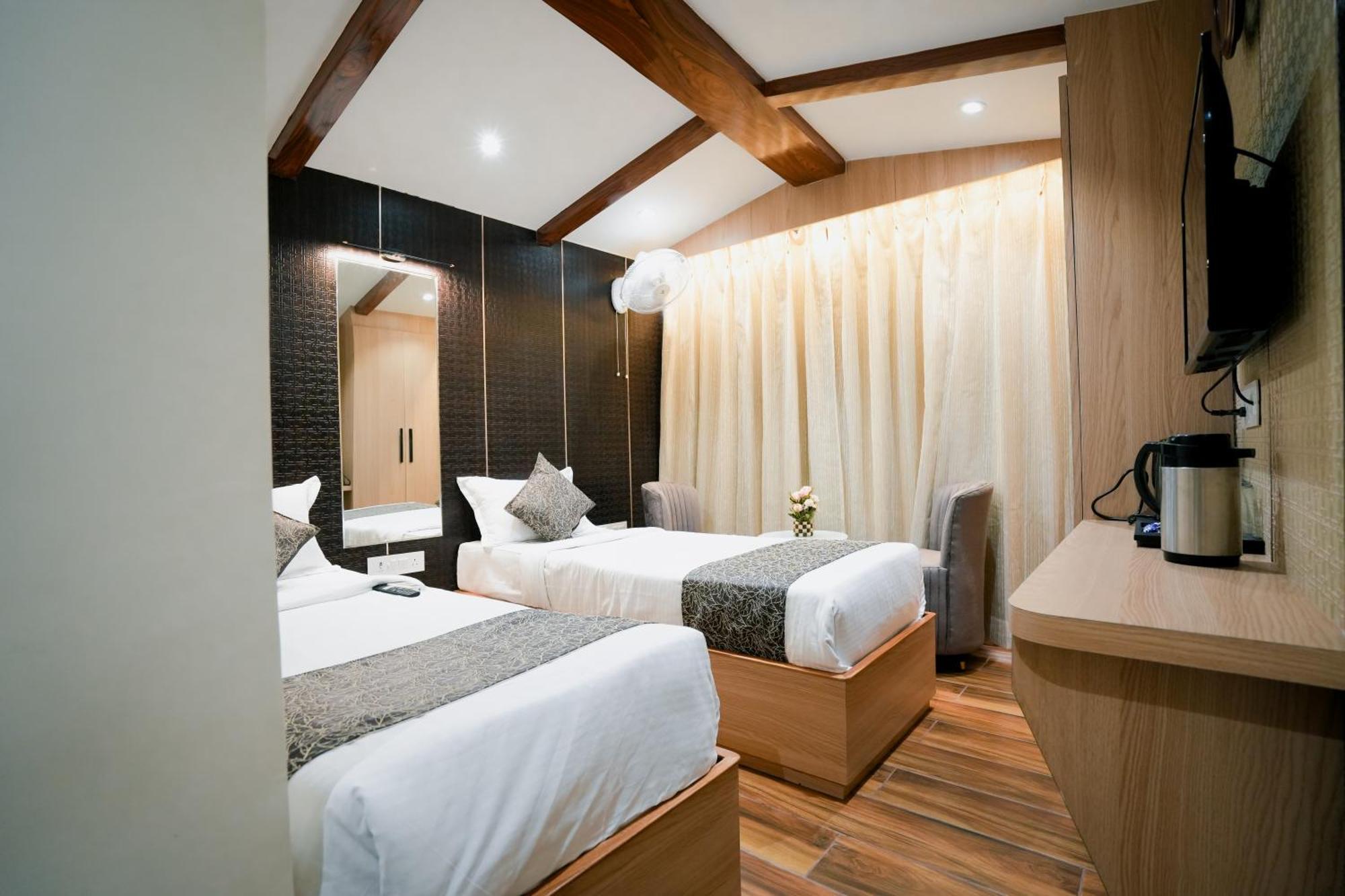 Hotel Jk Palace Prayagraj Luaran gambar
