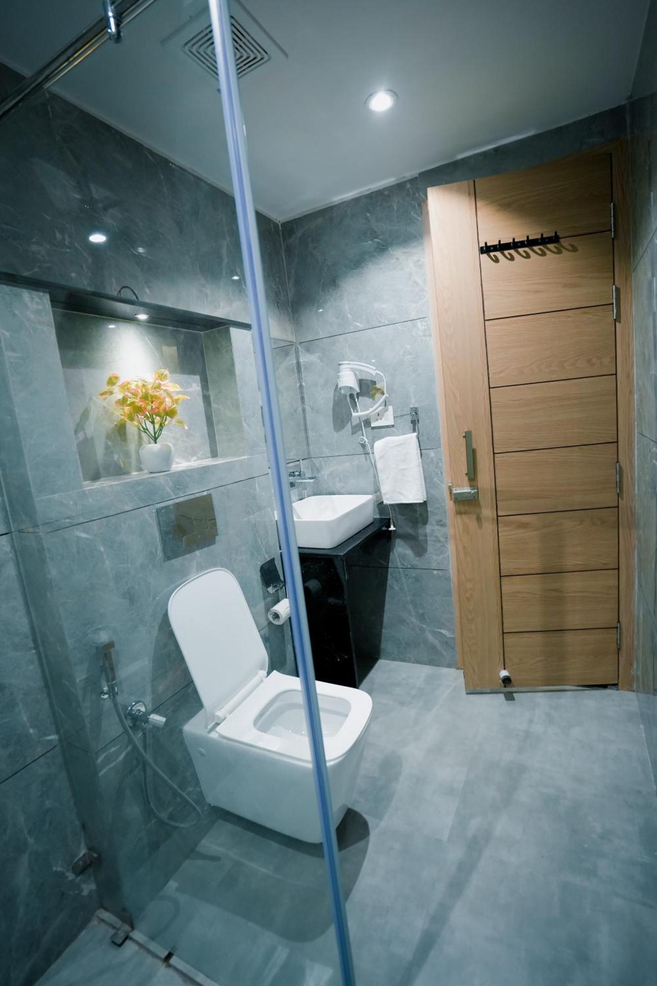 Hotel Jk Palace Prayagraj Luaran gambar