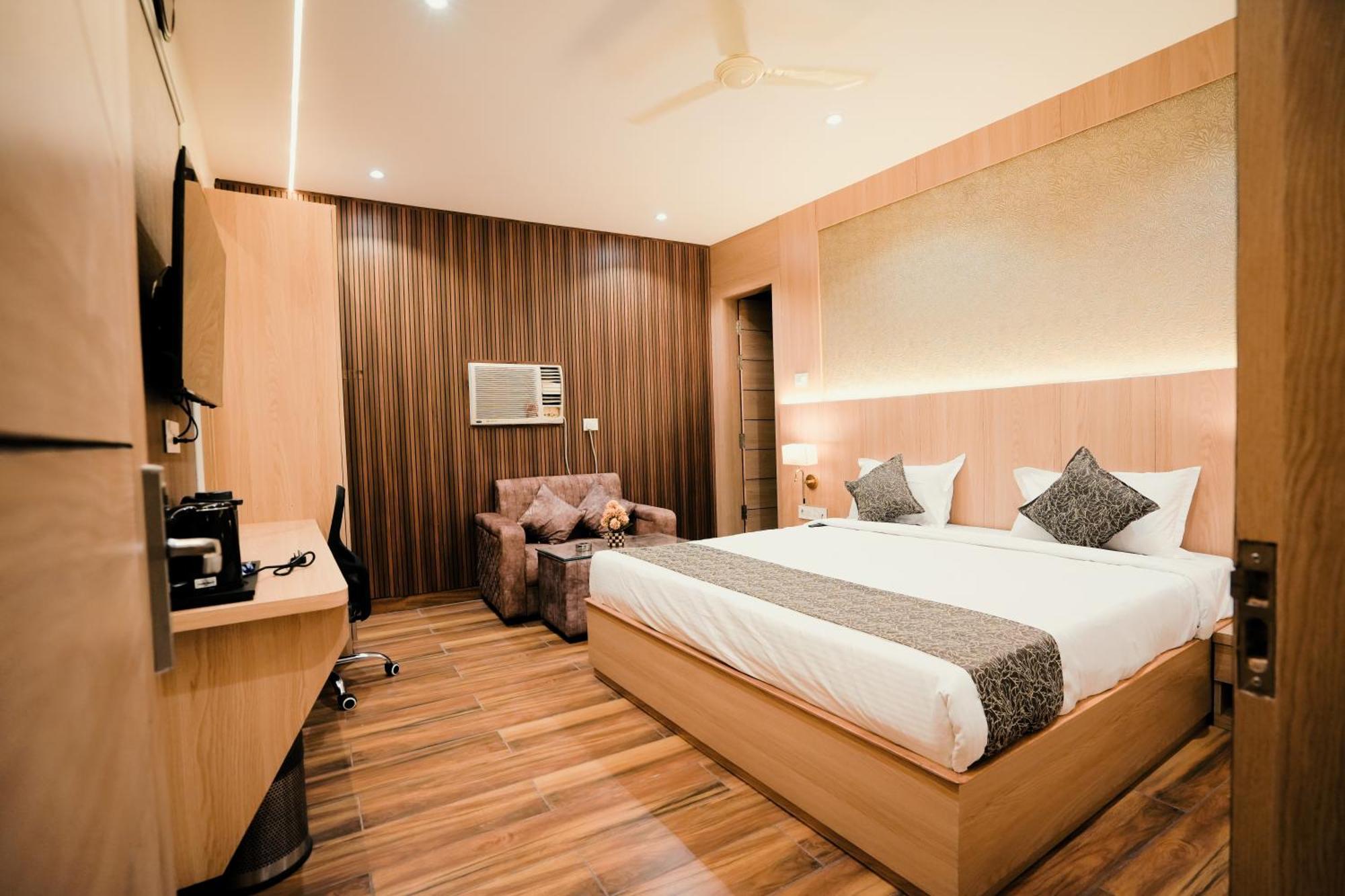 Hotel Jk Palace Prayagraj Luaran gambar