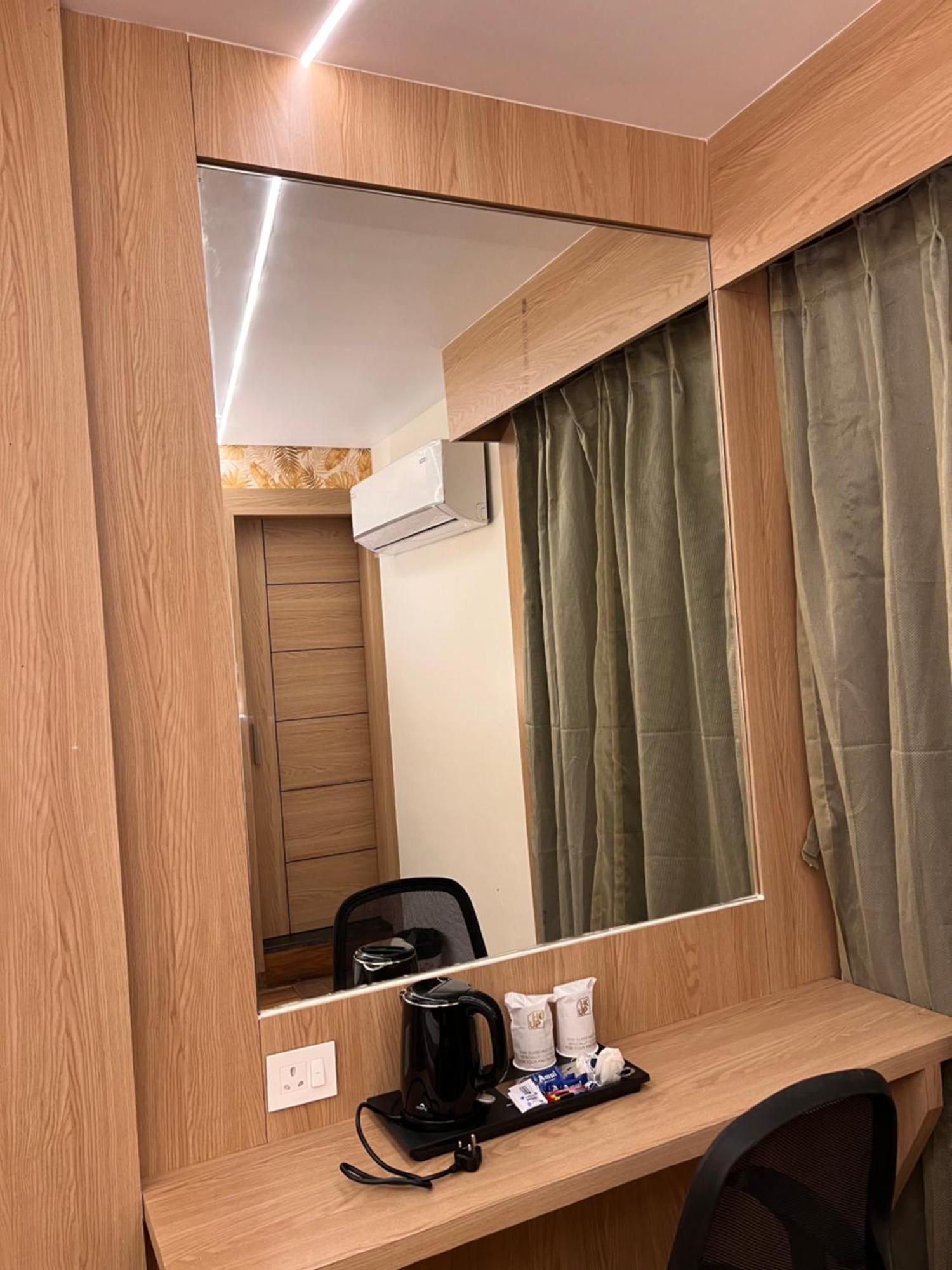 Hotel Jk Palace Prayagraj Luaran gambar
